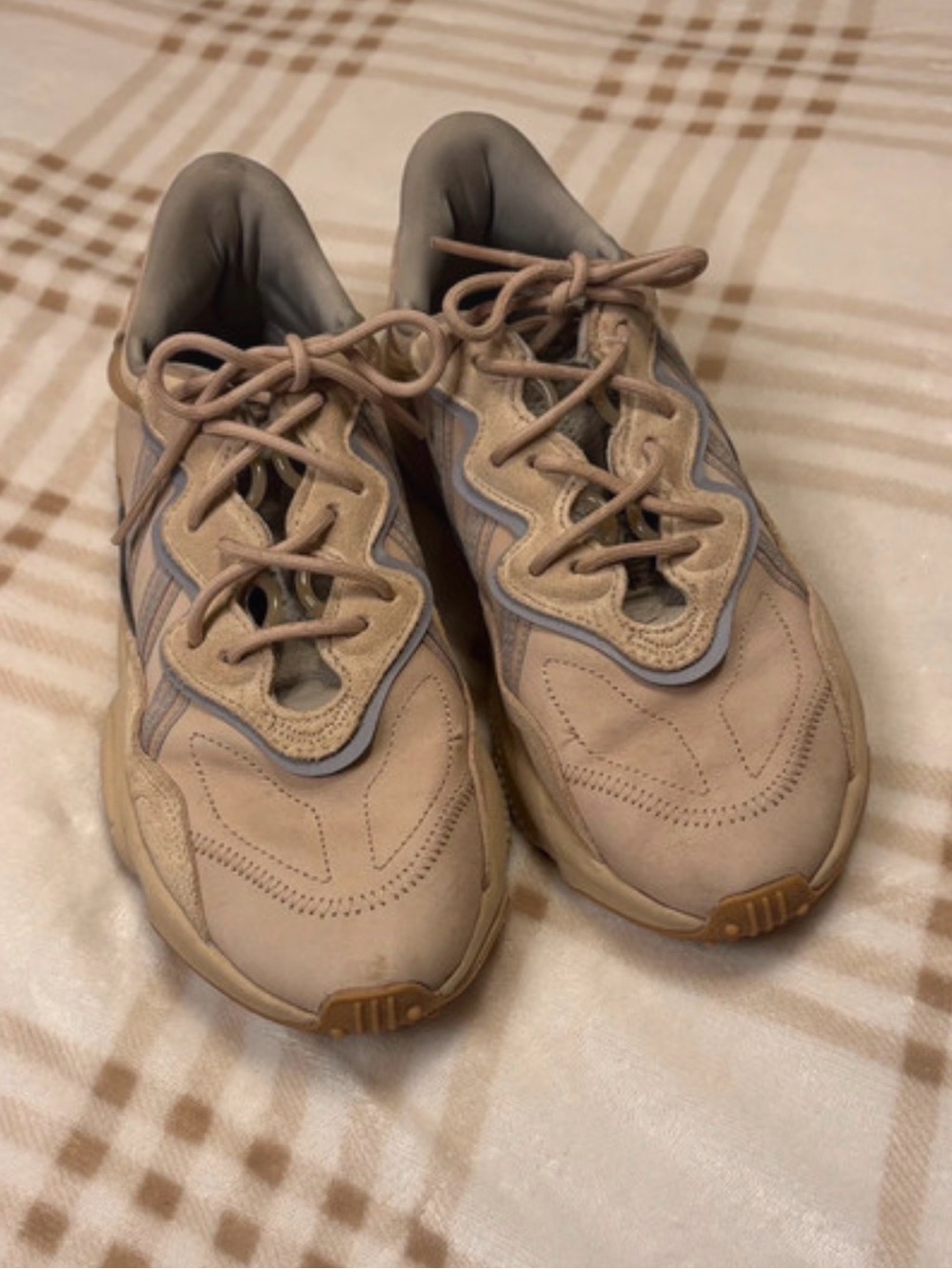 Adidas Ozweego Pale Nude EE6462